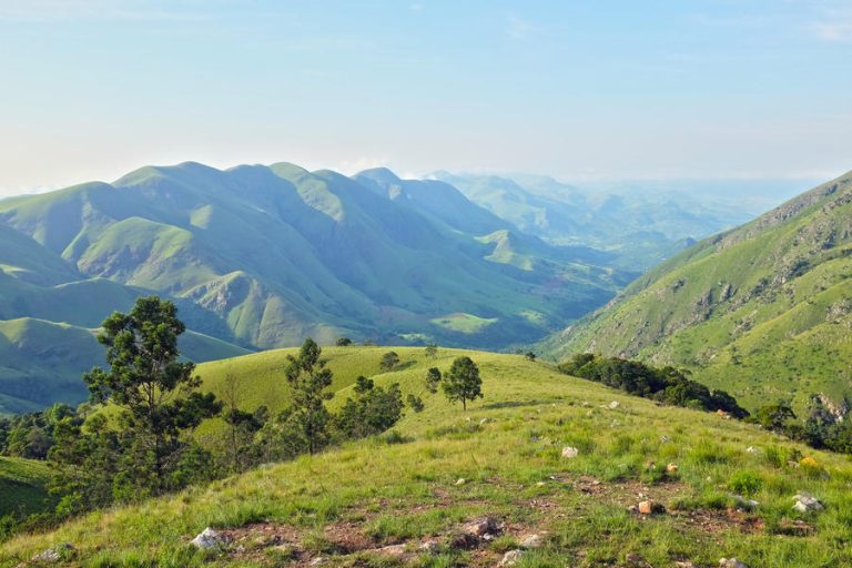 Viajar para Essuatíni: Guia, Safaris e Seguro