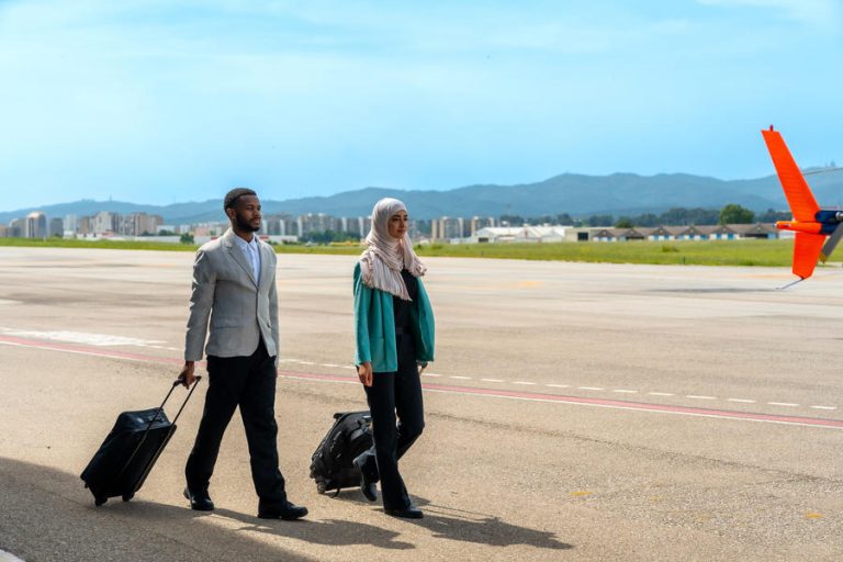 Seguro de viagem com cobertura de repatriação: o que é, como funciona e porque é essencial (e tudo aquilo que raramente aparece num guia normal)